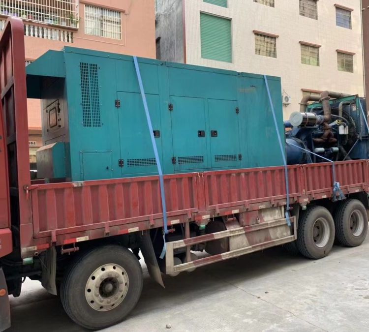 潼关如何在不同负载率下确保 400KW 柴油发电机组的正常运行？